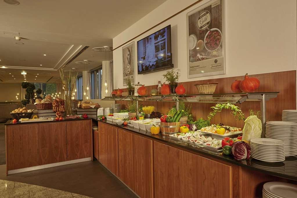 Hotel H4 4*