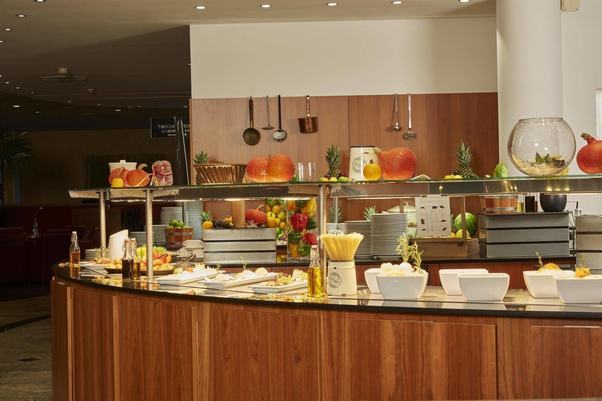 Hotel H4