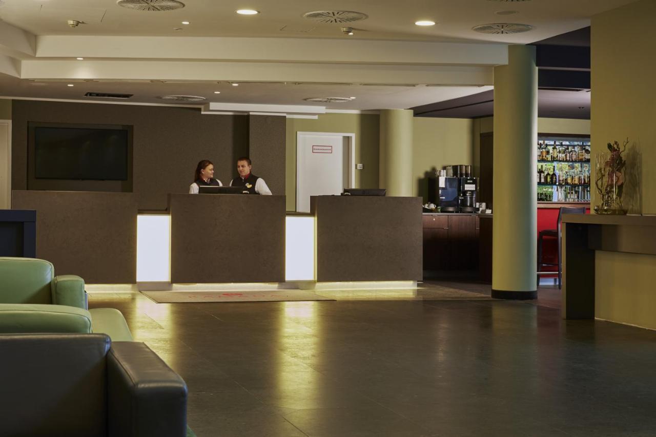 H4 Hotel